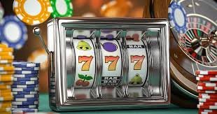 MDN97 အက်ပ် အတွင်း Live Casino နှင့် Sportsbook ဂိမ်းများ ကစားနေသောမြင်ကွင်း